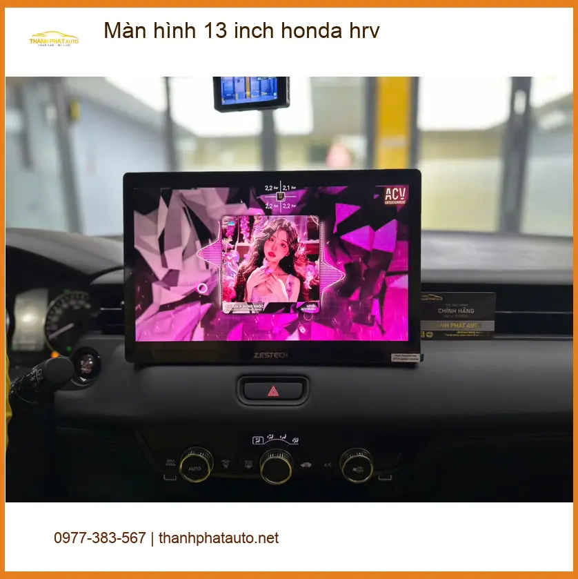 Chị Mai Anh lắp màn hình 13 inch Honda HR-V tại Hóc Môn để nâng tầm trải nghiệm lái xe