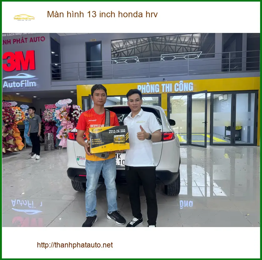 Chú Đạt lắp màn hình 13 inch Honda HR-V tại Quận 6 muốn nâng tầm tiện nghi