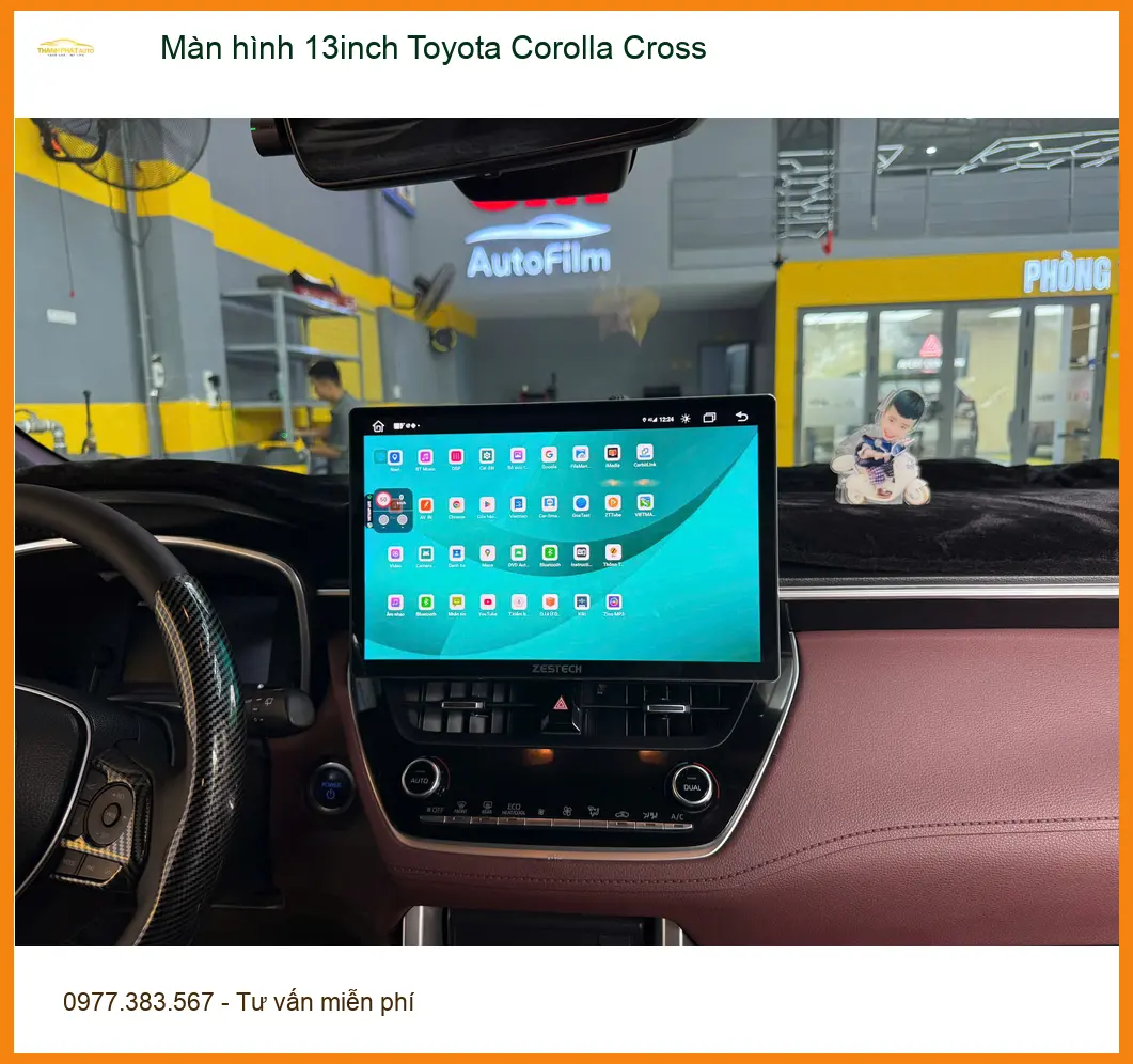 Chú Tấn lắp màn hình 13inch Toyota Corolla Cross tại Hóc Môn vì màn zin lỗi thời ảnh thực tế 4