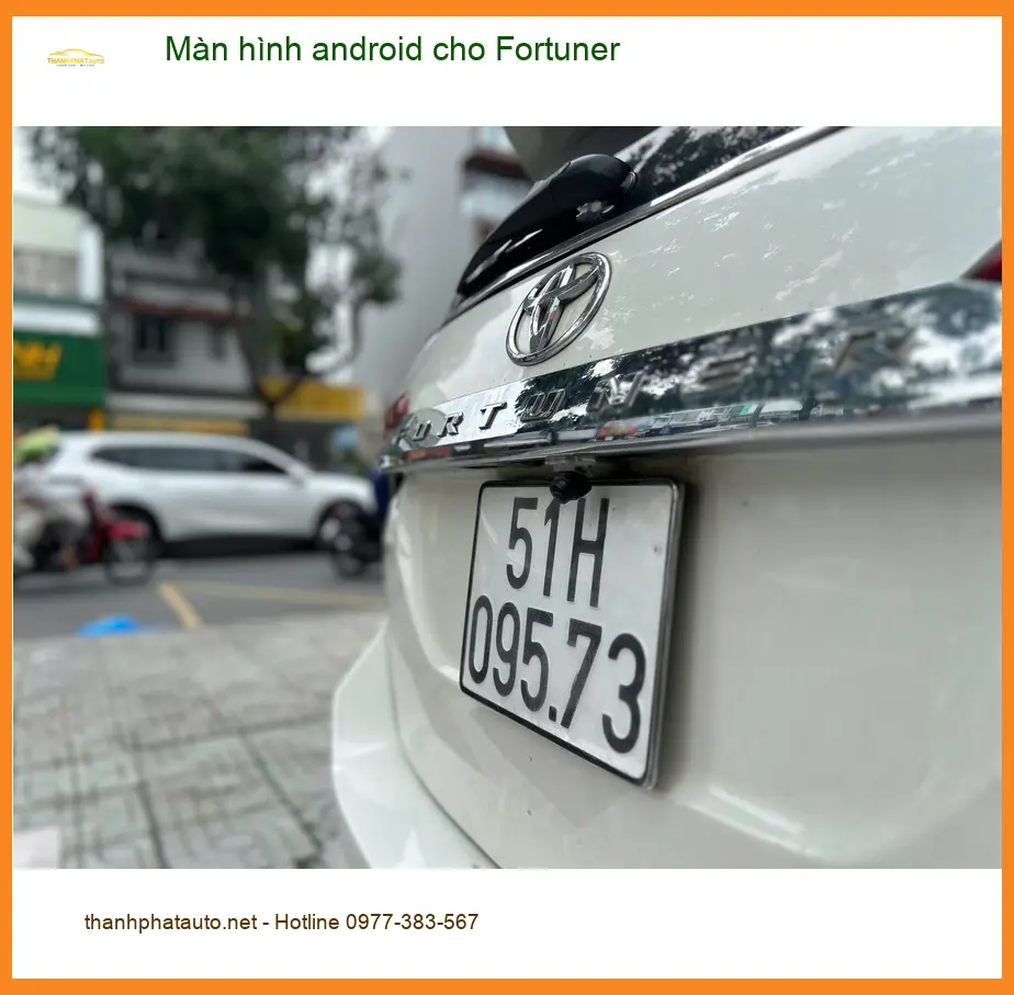 Anh Phong lắp màn hình Android Fortuner tại Quận Huyện Hóc Môn ảnh thực tế 3