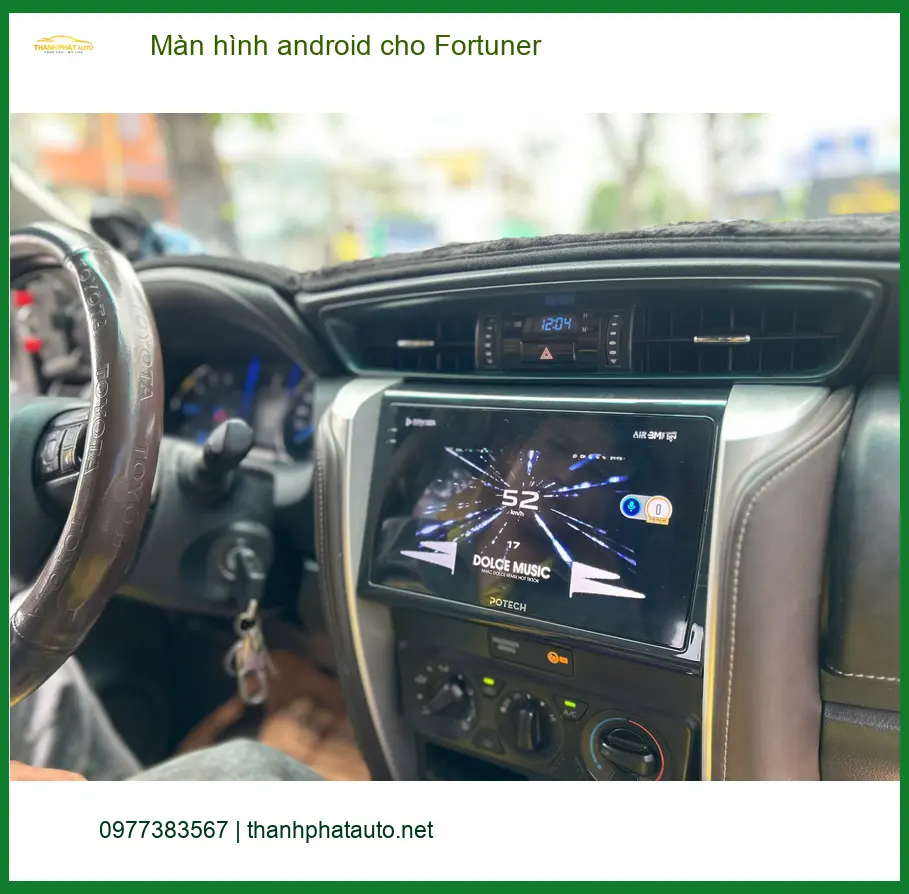 Anh Quang lắp màn hình Android chính hãng cho Fortuner tại Củ Chi