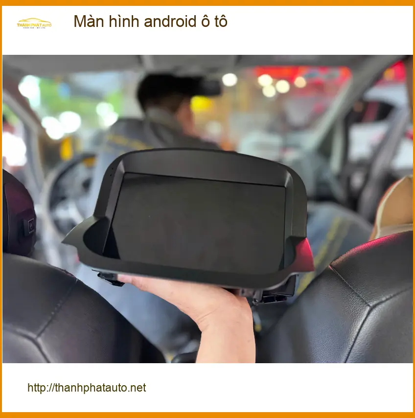 Chú Long lắp màn hình android ô tô Honda CR-V ở Quận 9 do màn zin giật lag ảnh thực tế 4