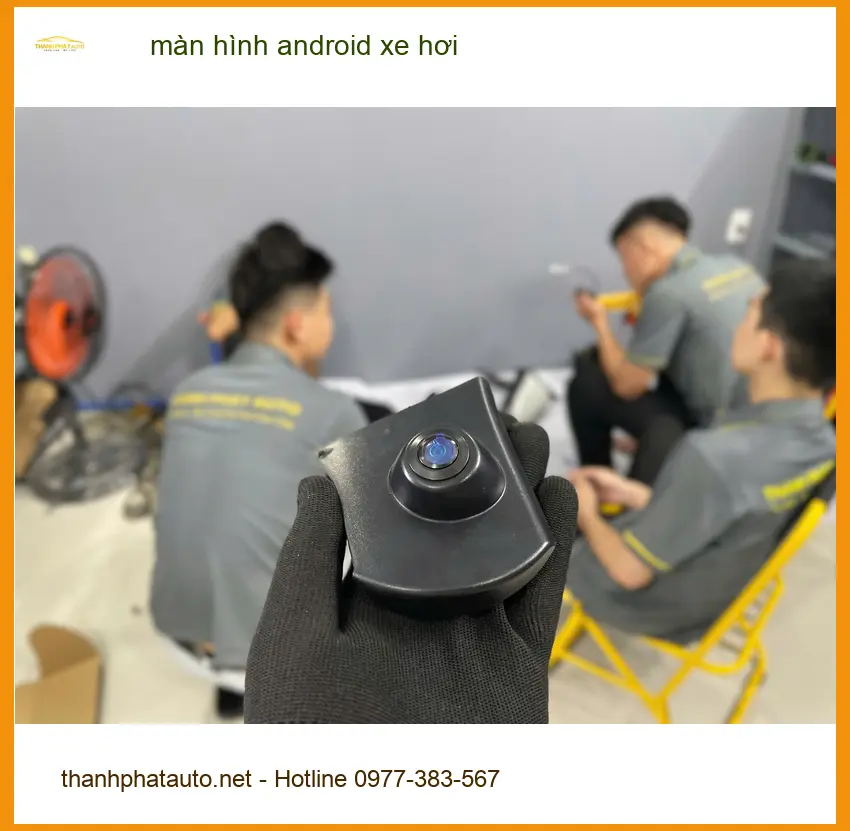 Bác Cường lắp màn hình Android xe hơi Suzuki Swift tại Quận 11 để nâng cấp tính năng giải trí