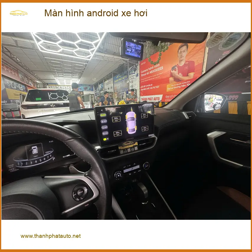 Anh Việt nâng cấp màn hình android xe hơi Honda Civic tại Quận 12 vì màn zin cũ kỹ