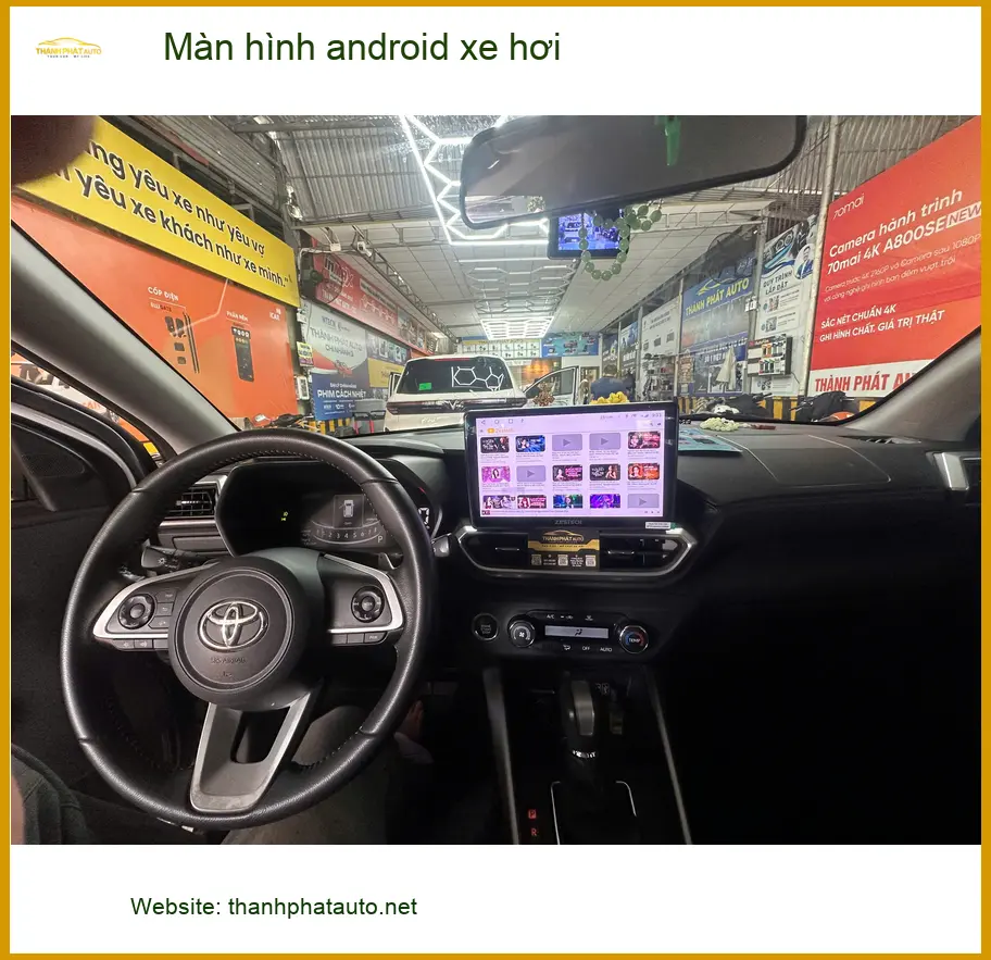 Anh Việt nâng cấp màn hình android xe hơi Honda Civic tại Quận 12 vì màn zin cũ kỹ ảnh thực tế 2