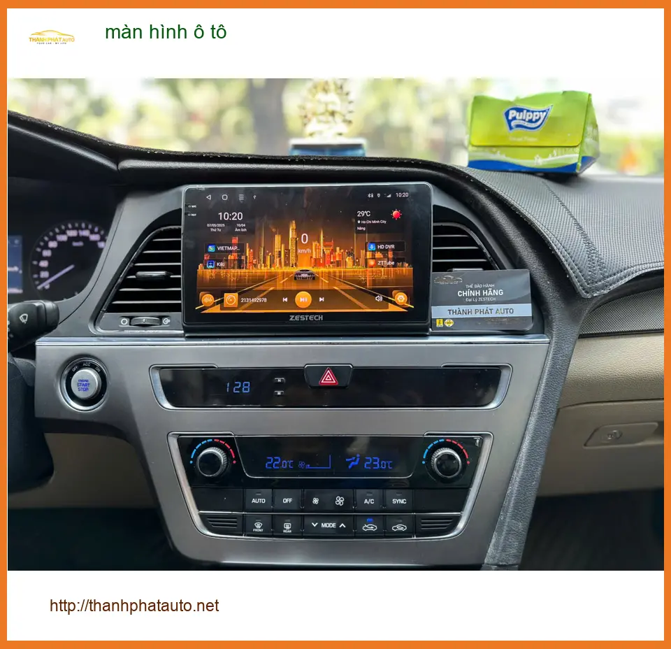 Anh Nhật lắp màn hình ô tô Hyundai Elantra tại Quận 5 để giải trí trên xe