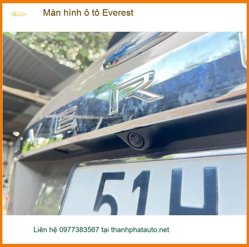 Anh Hưng nâng cấp màn hình ô tô Everest tại Quận 2 để trải nghiệm công nghệ giải trí đỉnh cao ảnh thực tế 2