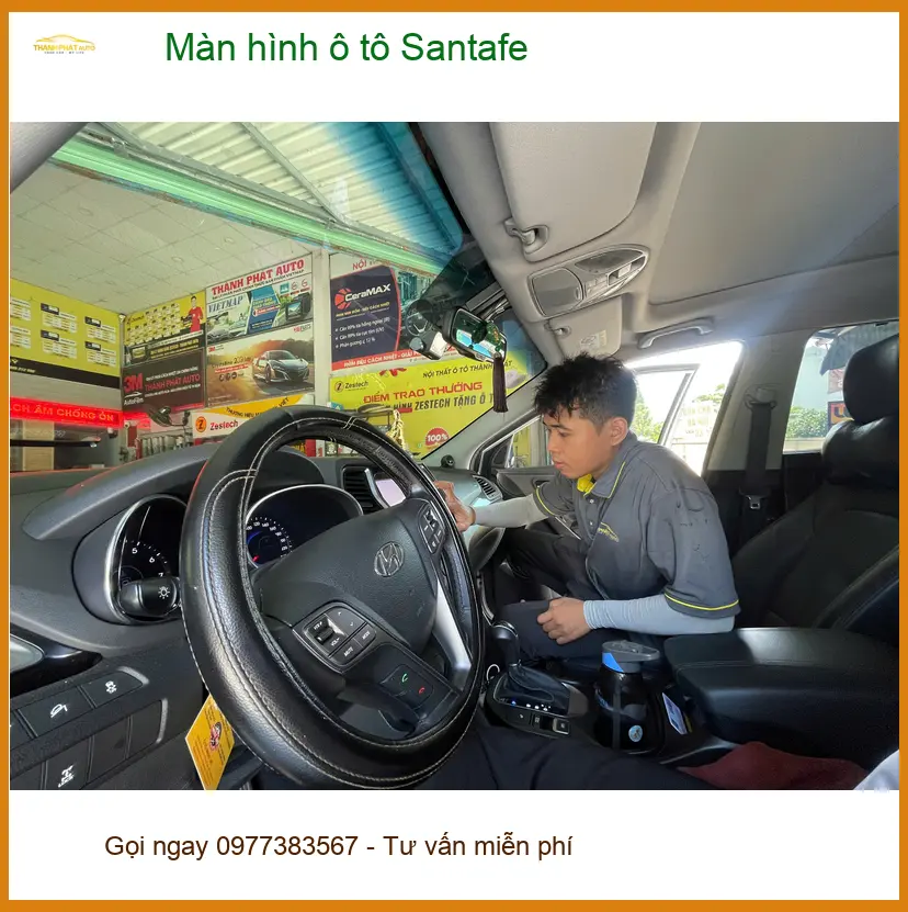 Anh Minh lắp màn hình ô tô Santafe tại Quận 5 để tiện đường đi làm ảnh thực tế 2