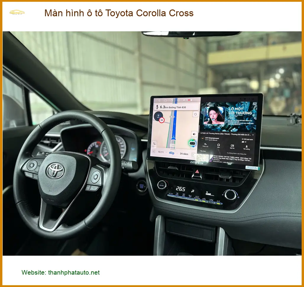 Anh Quang lắp màn hình ô tô Toyota Corolla Cross tại Quận 2 để tiện đường đi làm ảnh thực tế 5