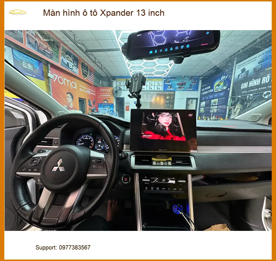 Anh Tú nâng cấp màn hình ô tô Xpander 13 inch tại Củ Chi để lái xe an toàn ảnh thực tế 4