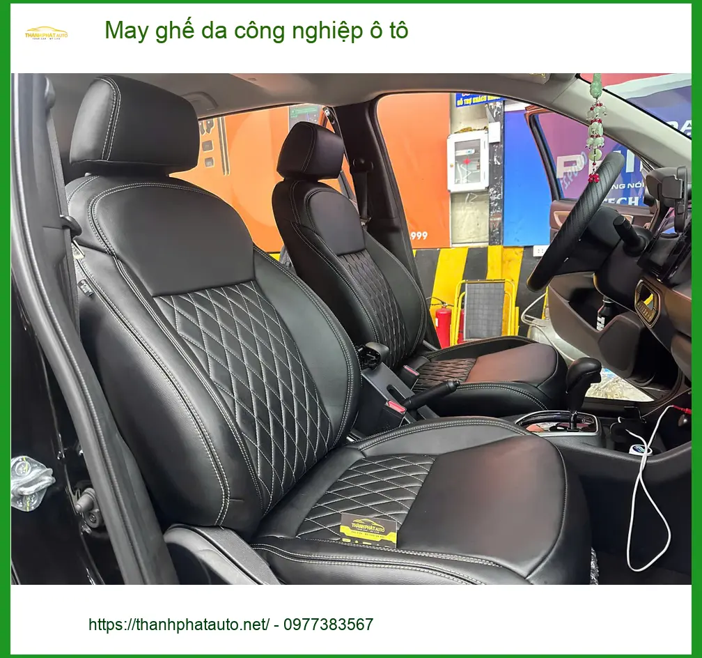 Chú Quang bọc ghế da công nghiệp Kia K3 tại Quận 11 giúp nội thất sạch đẹp