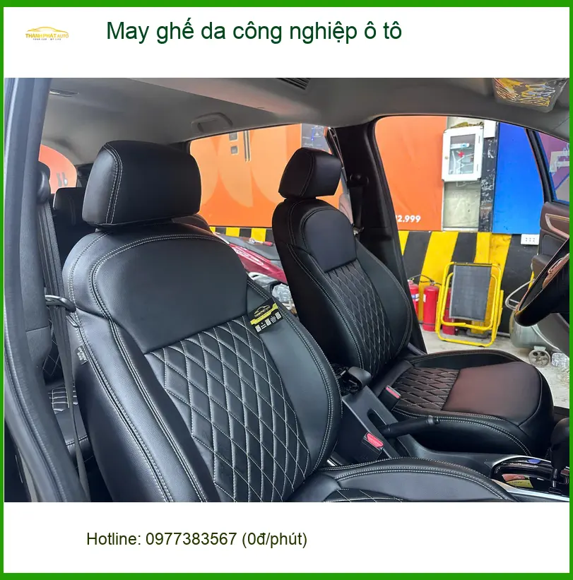 Chú Quang bọc ghế da công nghiệp Kia K3 tại Quận 11 giúp nội thất sạch đẹp ảnh thực tế 3