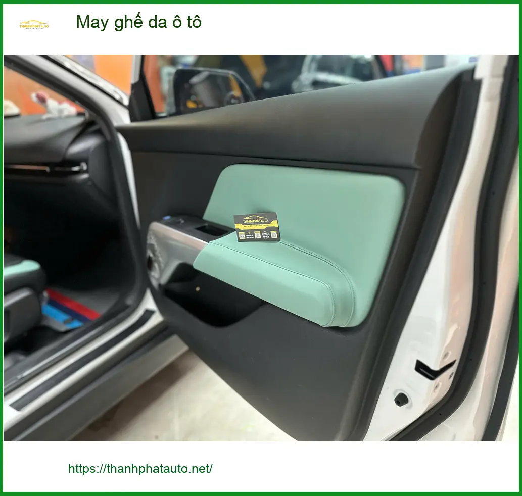 Bác Thúy bọc ghế da ô tô Hyundai Accent tại Quận 12 vì ghế cũ đã xuống cấp ảnh thực tế 2