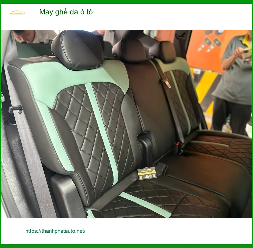 Bác Thúy bọc ghế da ô tô Hyundai Accent tại Quận 12 vì ghế cũ đã xuống cấp ảnh thực tế 4
