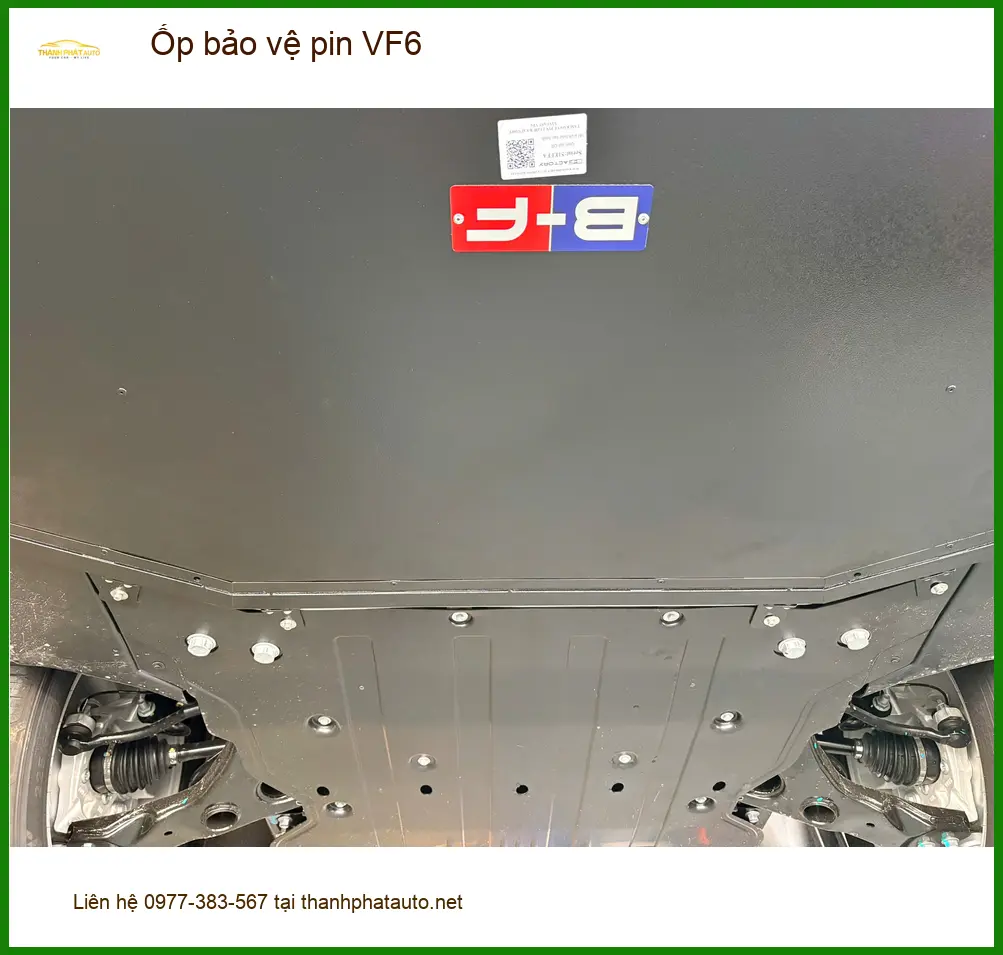 Chị Phương lắp ốp bảo vệ pin VinFast VF6 tại Quận 3 để an tâm di chuyển ảnh thực tế 4