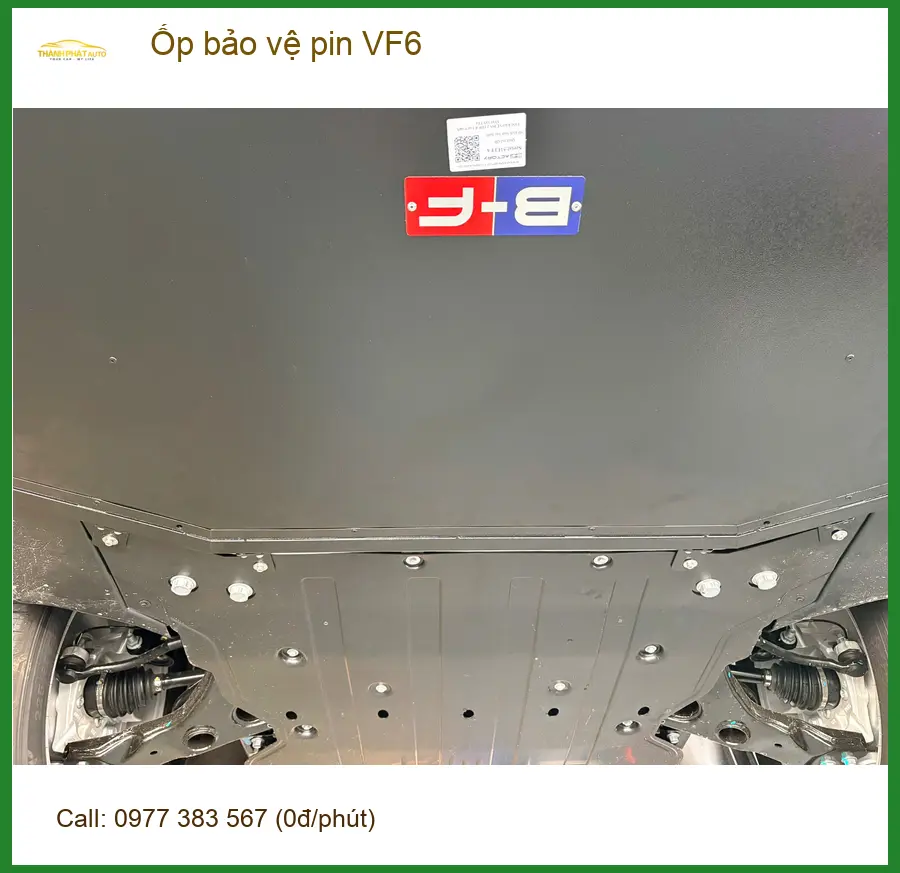 Anh Nhật lắp ốp bảo vệ pin VF6 ở Quận 5 vì lo ngại va chạm làm hỏng pin ảnh thực tế 3