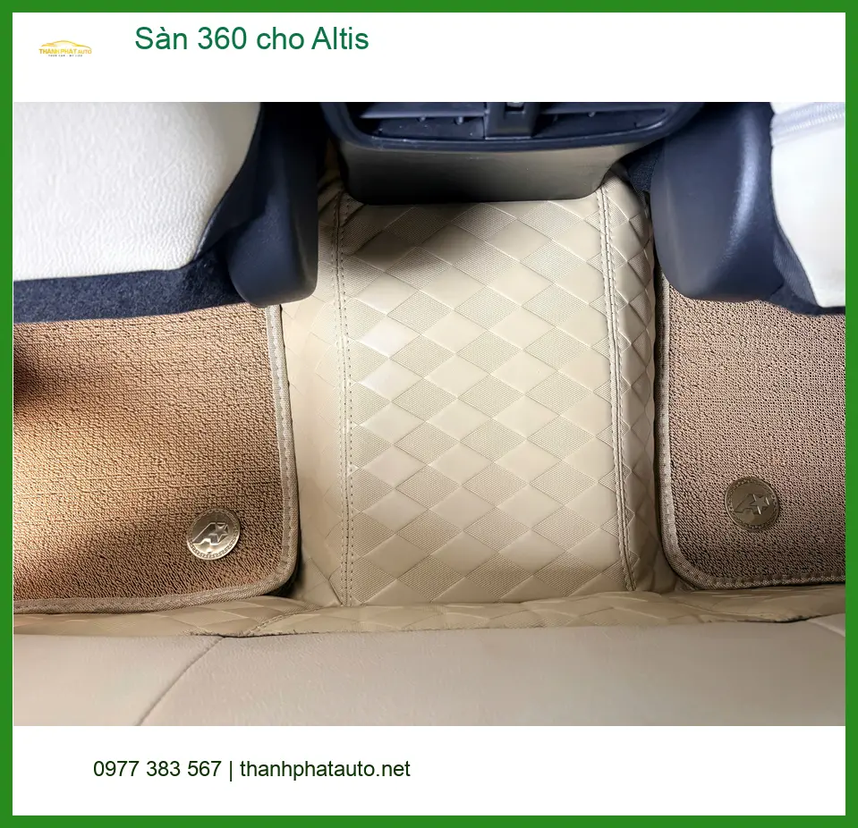 Anh Kiệt lắp Sàn 360 cho Toyota Altis tại Quận Tân Phú để nội thất luôn sạch sẽ