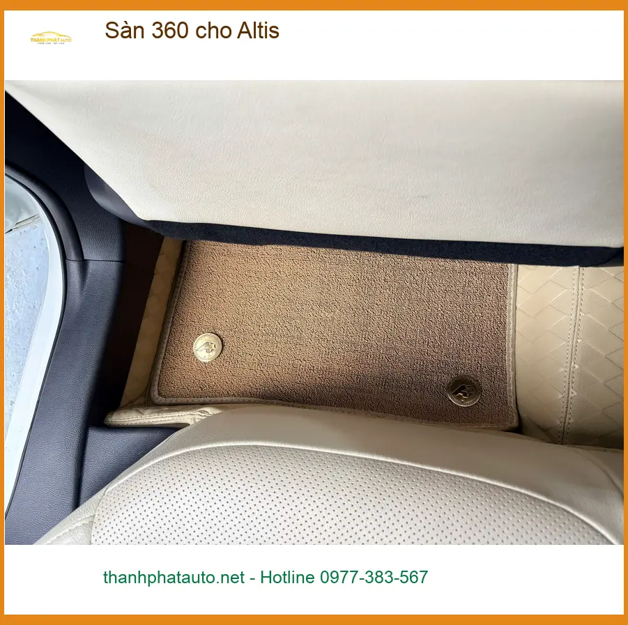 Anh Kiệt lắp Sàn 360 cho Toyota Altis tại Quận Tân Phú để nội thất luôn sạch sẽ ảnh thực tế 3