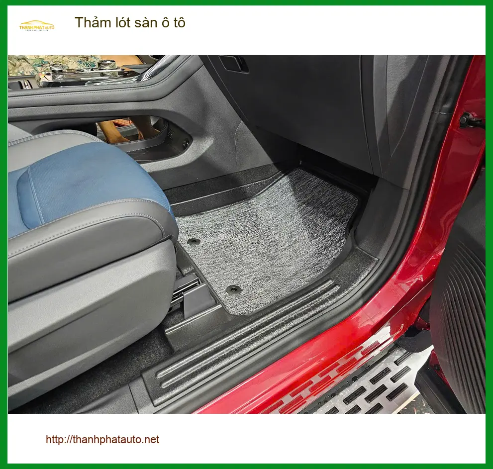 Anh Tấn thay thảm lót sàn ô tô cho Hyundai Accent tại Quận 12 để nội thất luôn sạch sẽ ảnh thực tế 4
