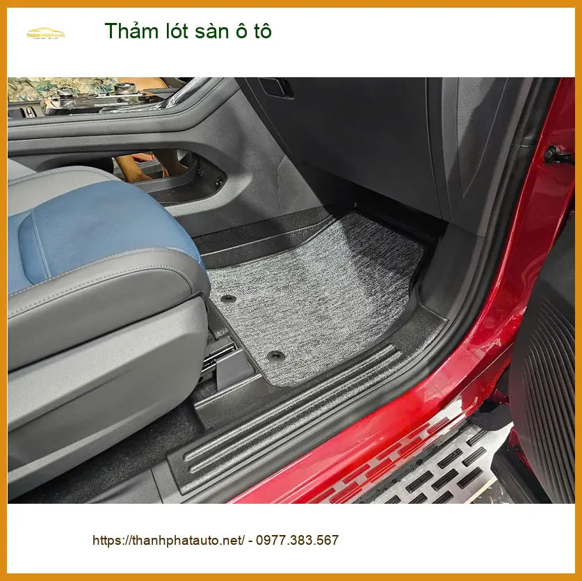 Chị Lan Anh lắp thảm lót sàn ô tô cho Toyota Raize tại Cần Giờ ảnh thực tế 4