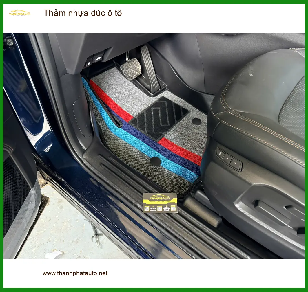 Anh Khải lắp thảm nhựa đúc ô tô Kia K3 tại Quận Huyện Nhà Bè để giữ sạch xe ảnh thực tế 2