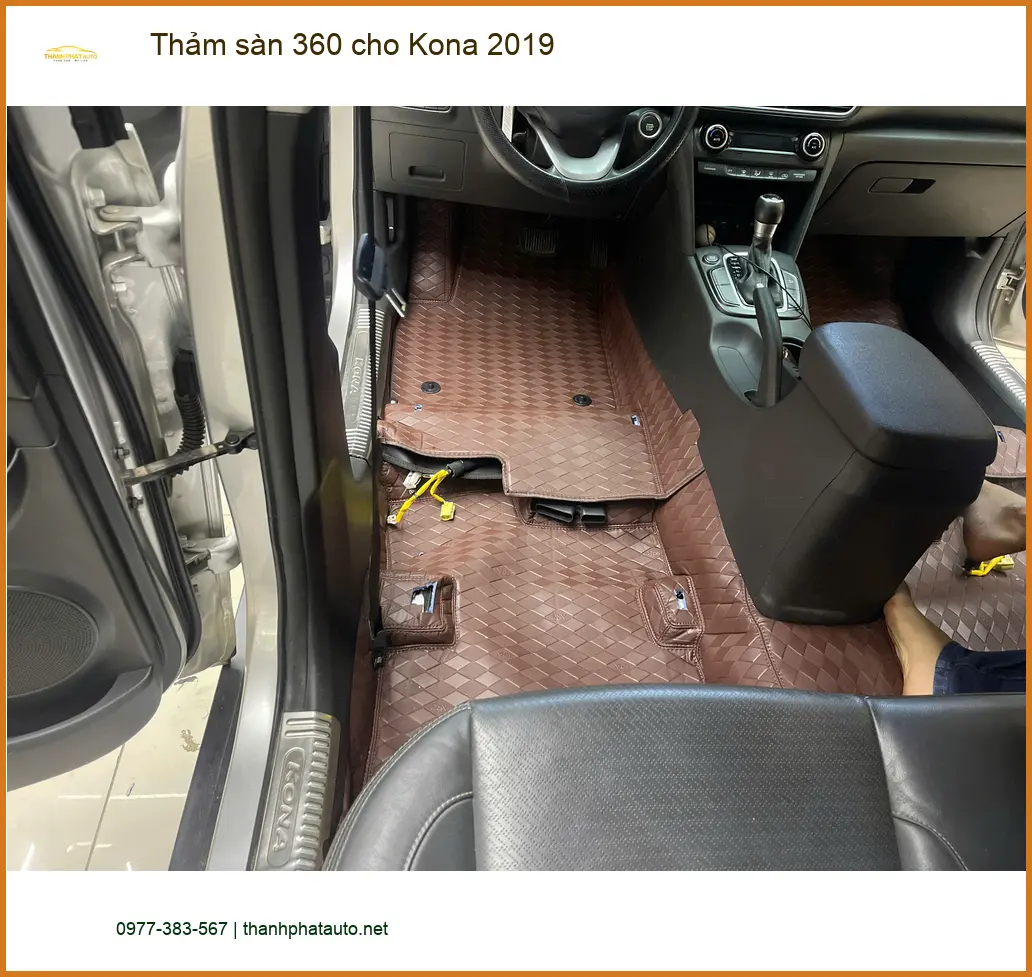 Chị Minh Thư lắp thảm sàn 360 Kona 2019 tại Quận Tân Phú giữ xe sạch ảnh thực tế 2