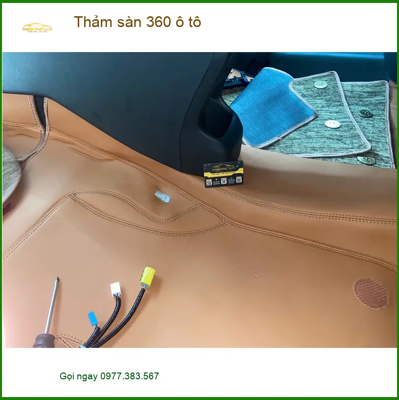 Anh Quang lắp thảm sàn 360 ô tô cho Mazda CX-5 tại Quận 12 để nội thất luôn sạch ảnh thực tế 2