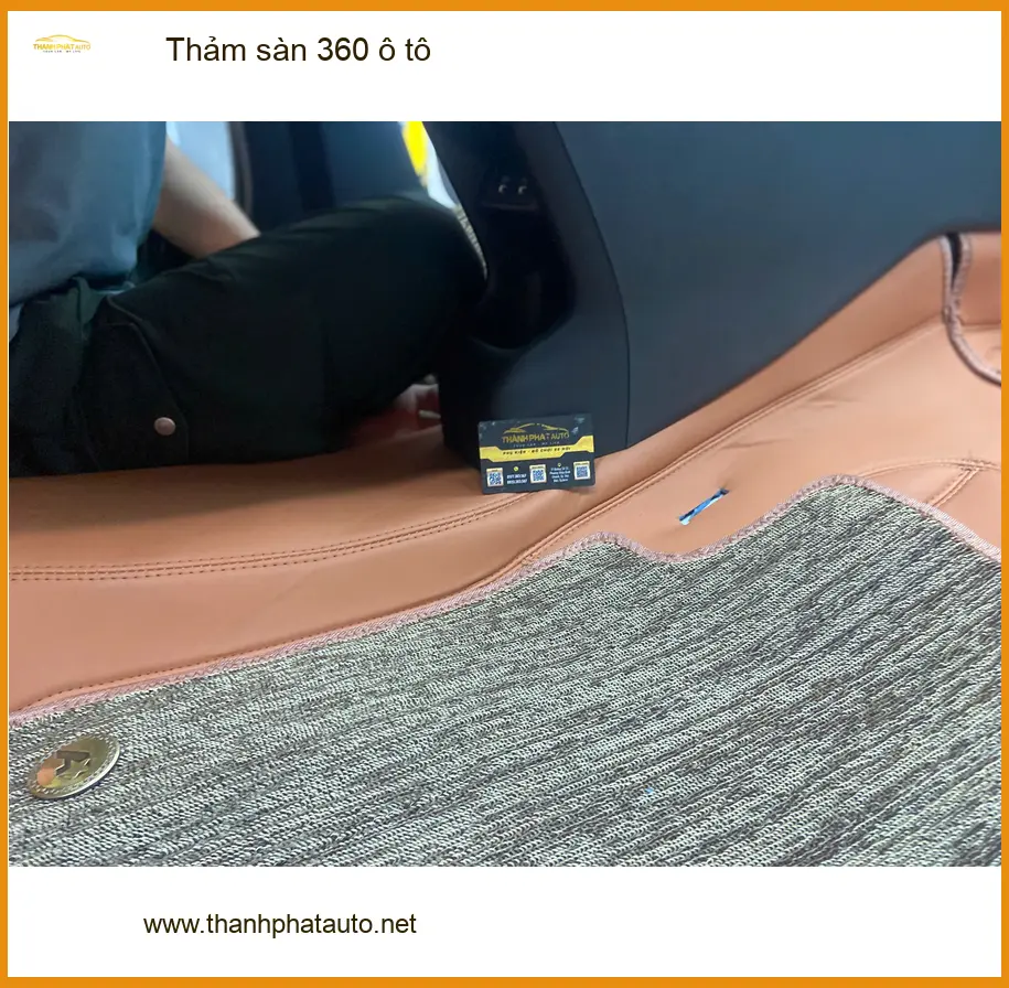 Anh Khang lắp Thảm sàn 360 ô tô Honda CR-V tại Quận 5 giữ xe luôn sạch ảnh thực tế 2