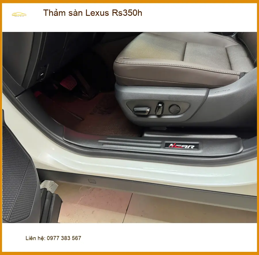 Anh Hùng thay thảm sàn Lexus Rs350h tại Quận 9 cho nội thất xe sạch sẽ