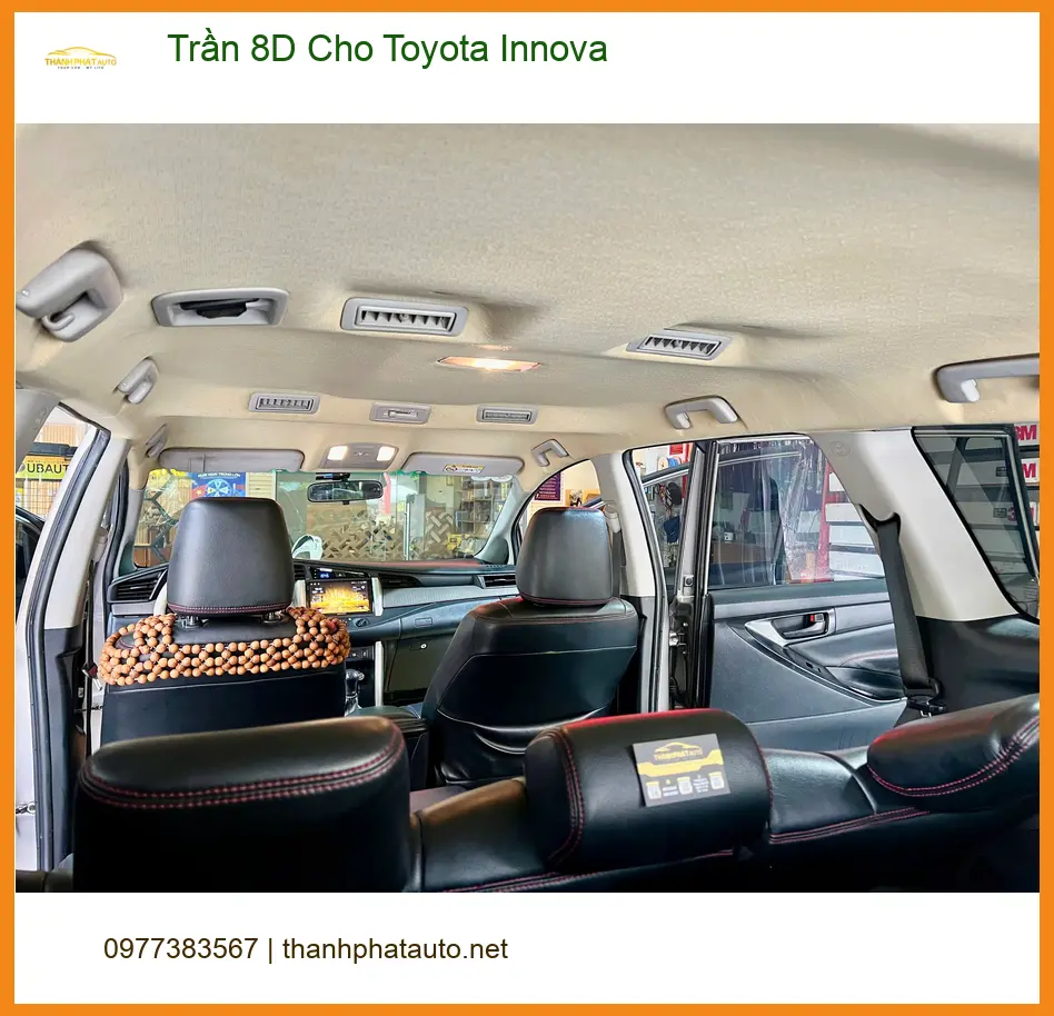 Chị Thảo bọc Trần 8D cho Toyota Innova tại Quận 2 để xe trông sang hơn ảnh thực tế 3