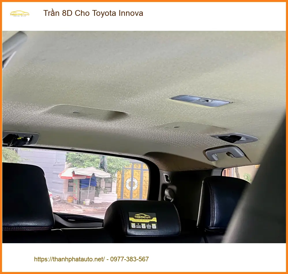 Anh Minh lắp Trần 8D cho Toyota Innova ở Quận 8 để nội thất thêm sang trọng ảnh thực tế 5