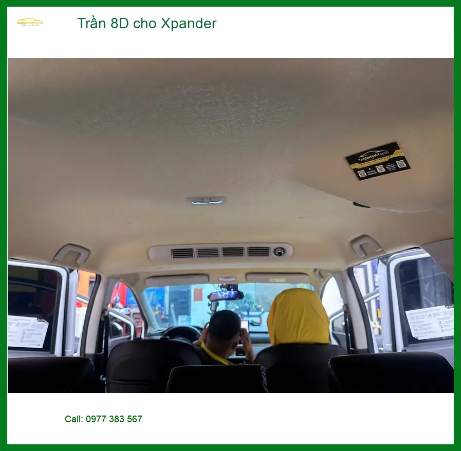 Anh Tùng bọc trần 8D cho Xpander tại Thủ Đức vì trần zin bị ố màu ảnh thực tế 3