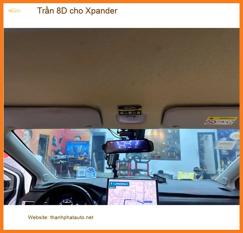 Anh Tùng bọc trần 8D cho Xpander tại Thủ Đức vì trần zin bị ố màu ảnh thực tế 4