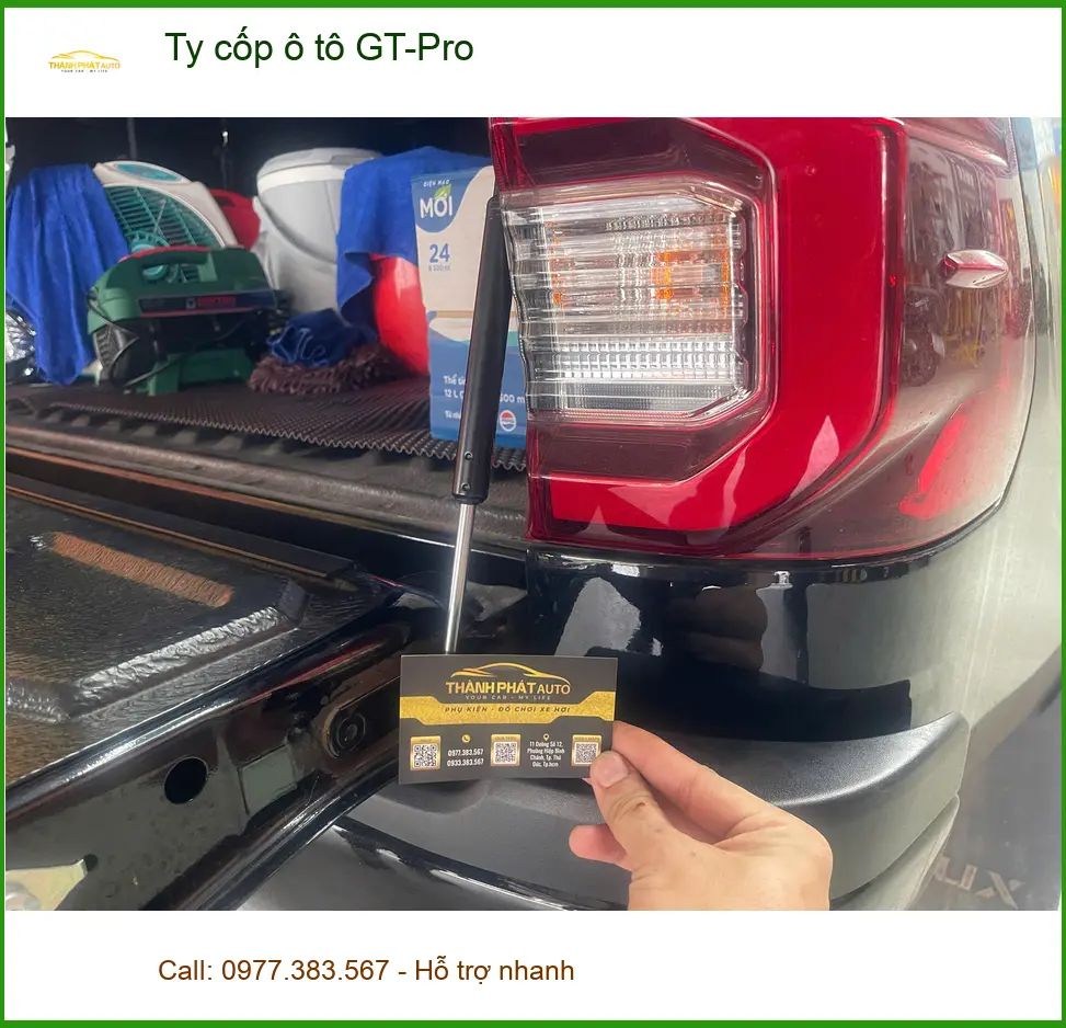 Anh Thắng lắp Ty cốp ô tô GT-Pro cho Toyota Camry tại Hóc Môn