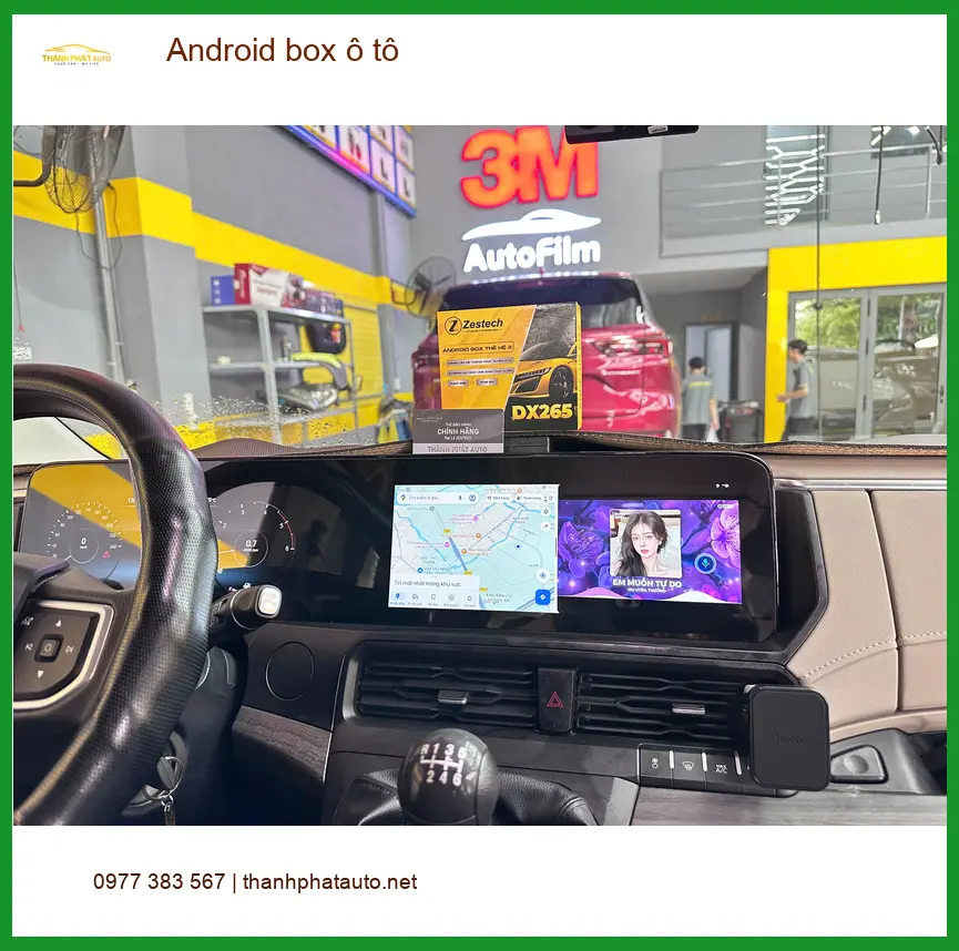 Chị Thảo lắp Android box ô tô cho Hyundai Creta tại Quận 1 để giải trí và dẫn đường. ảnh thực tế 3