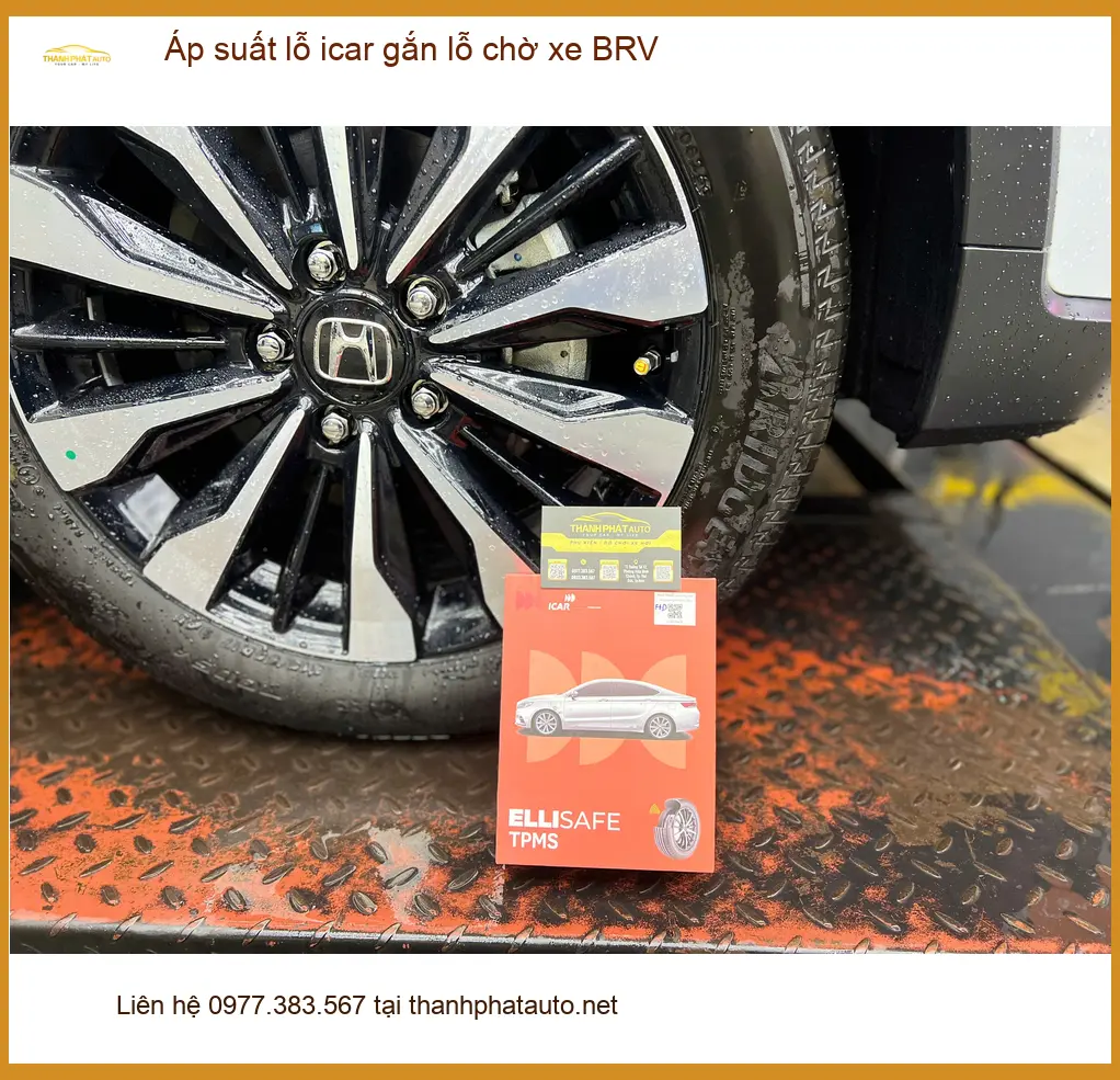 Chị Thảo lắp Áp suất lốp iCar gắn lỗ chờ BRV tại Quận Thủ Đức ảnh thực tế 2