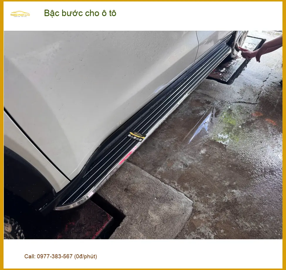 Chị Thảo lắp bậc bước cho xe Mazda CX-5 tại Quận 9 để tiện lên xuống ảnh thực tế 4