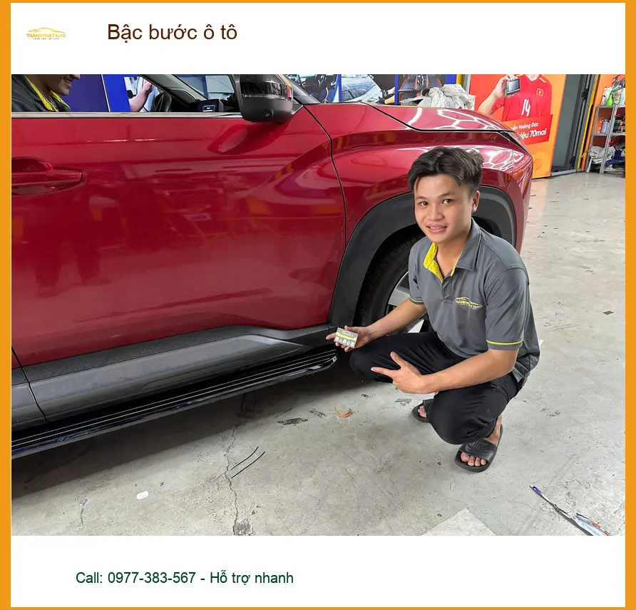 Chú Cường lắp bậc bước ô tô cho Hyundai Santa Fe tại Quận 4 tiện lợi ảnh thực tế 2