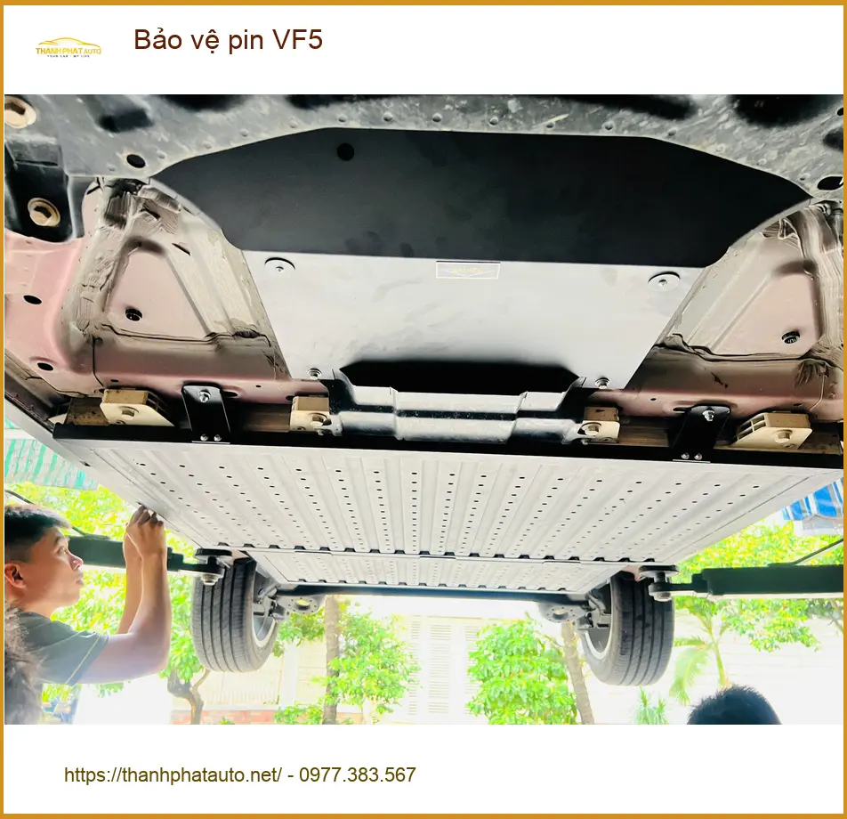 Chú Hưng cần giải pháp bảo vệ pin VinFast VF5 ở Quận Bình Thạnh ảnh thực tế 3