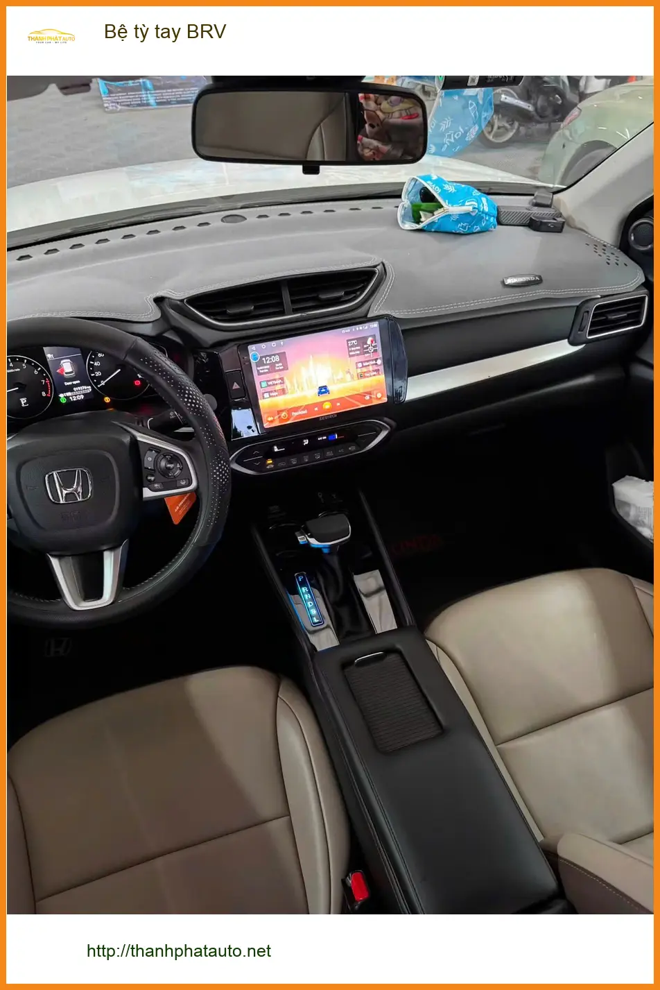 Anh Khải lắp bệ tỳ tay BRV cho Honda BR-V tại Quận 12 để lái xe đỡ mỏi hơn ảnh thực tế 2