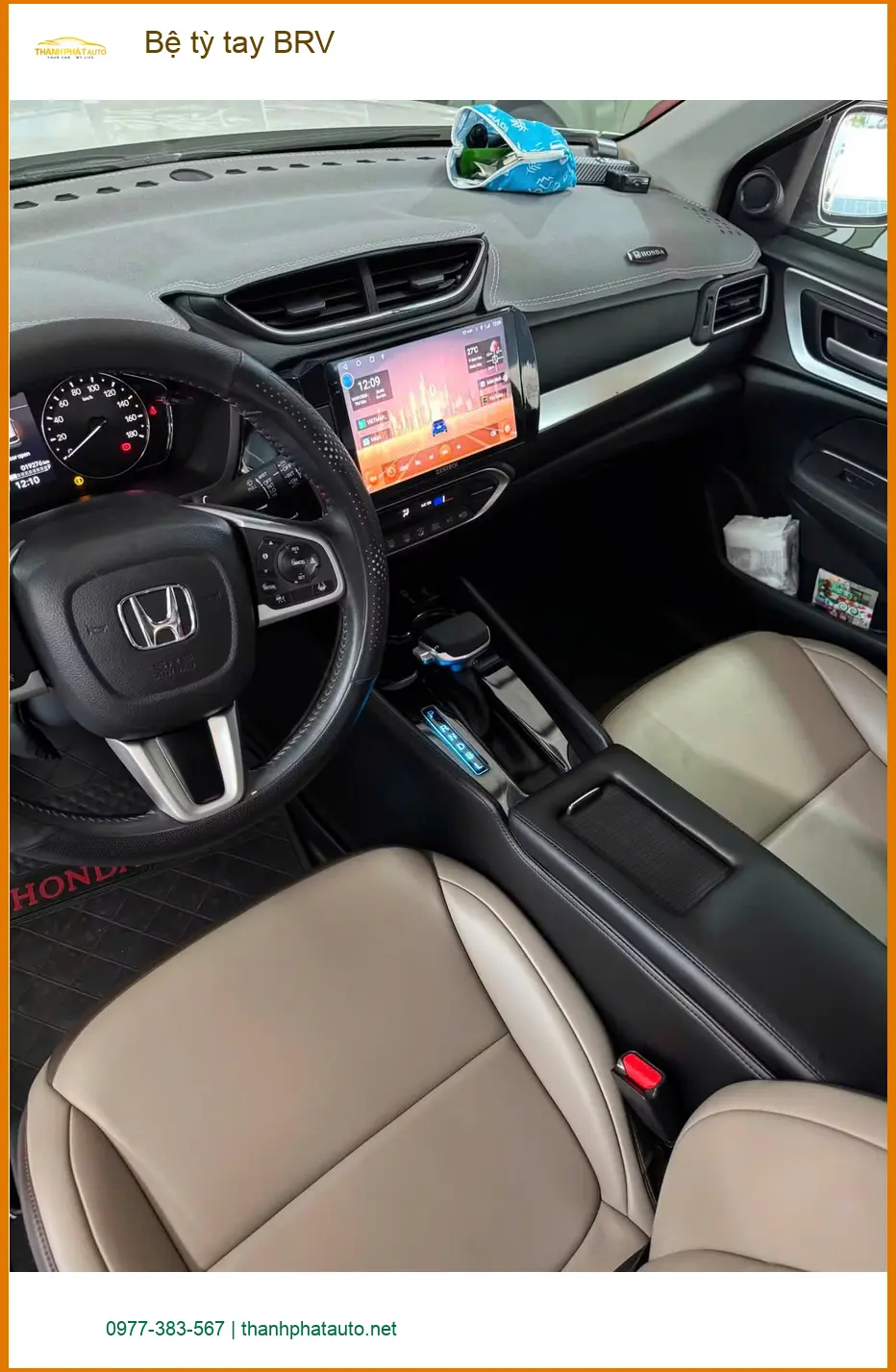Anh Hoàng Nam lắp bệ tỳ tay BRV cho Honda BR-V tại Thủ Đức ảnh thực tế 3