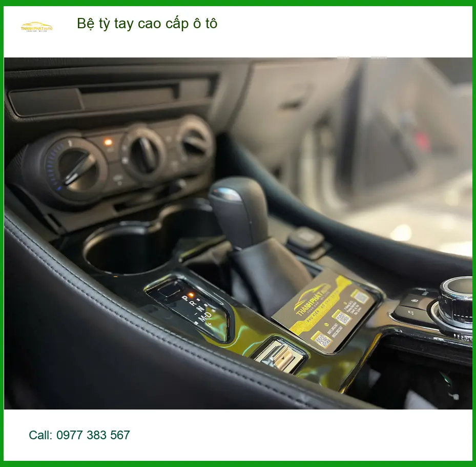 Anh Khang lắp Bệ tỳ tay cao cấp ô tô Hyundai Creta tại Quận 2 ảnh thực tế 2