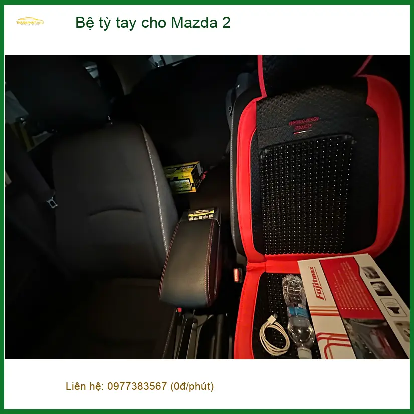 Anh Khang lắp Bệ tỳ tay cho Mazda 2 tại Quận 12 để lái xe đỡ mỏi ảnh thực tế 2