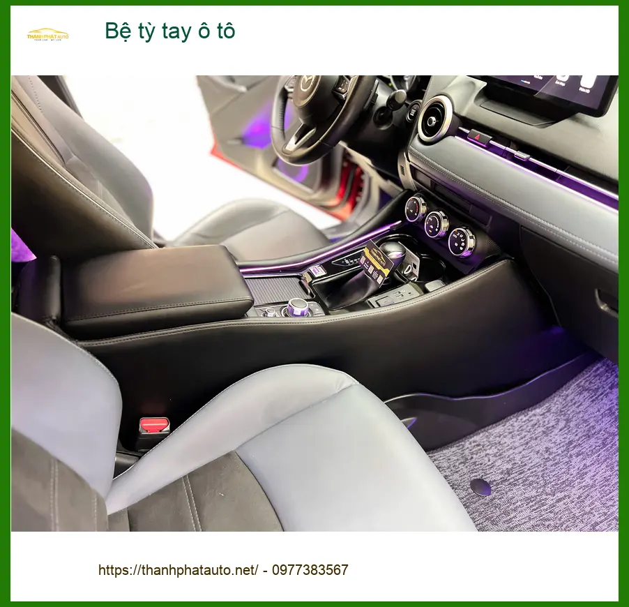 Anh Khải lắp bệ tỳ tay ô tô Hyundai Grand i10 ở Quận 2 tiện tỳ tay ảnh thực tế 4