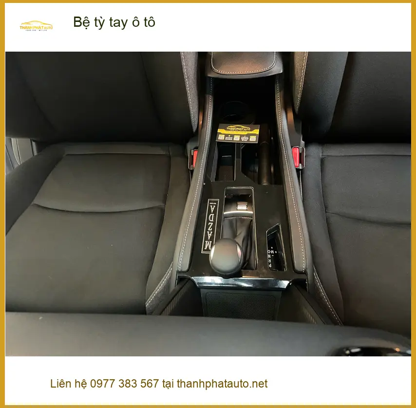 Anh Khang lắp bệ tỳ tay ô tô cho Honda HR-V tại Quận Bình Thạnh để lái xe thoải mái ảnh thực tế 2