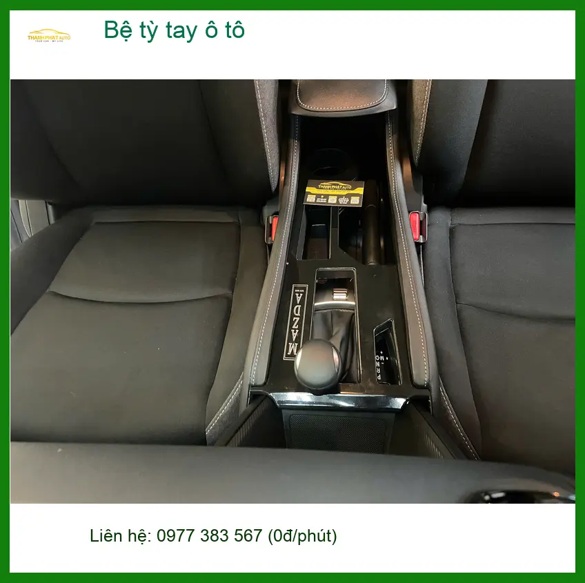 Anh Quang lắp bệ tỳ tay ô tô cho Hyundai Accent tại Củ Chi cho thoải mái hơn khi lái xe đường dài