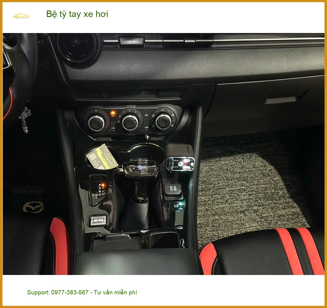 Anh Khang lắp bệ tỳ tay xe hơi Hyundai Accent tại Quận Bình Tân ảnh thực tế 2