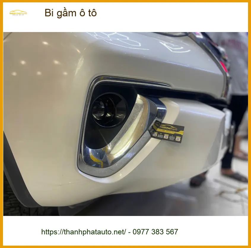 Anh Tuấn Kiệt độ bi gầm ô tô cho Hyundai Creta tại Quận 2 khi đèn zin yếu ảnh thực tế 3