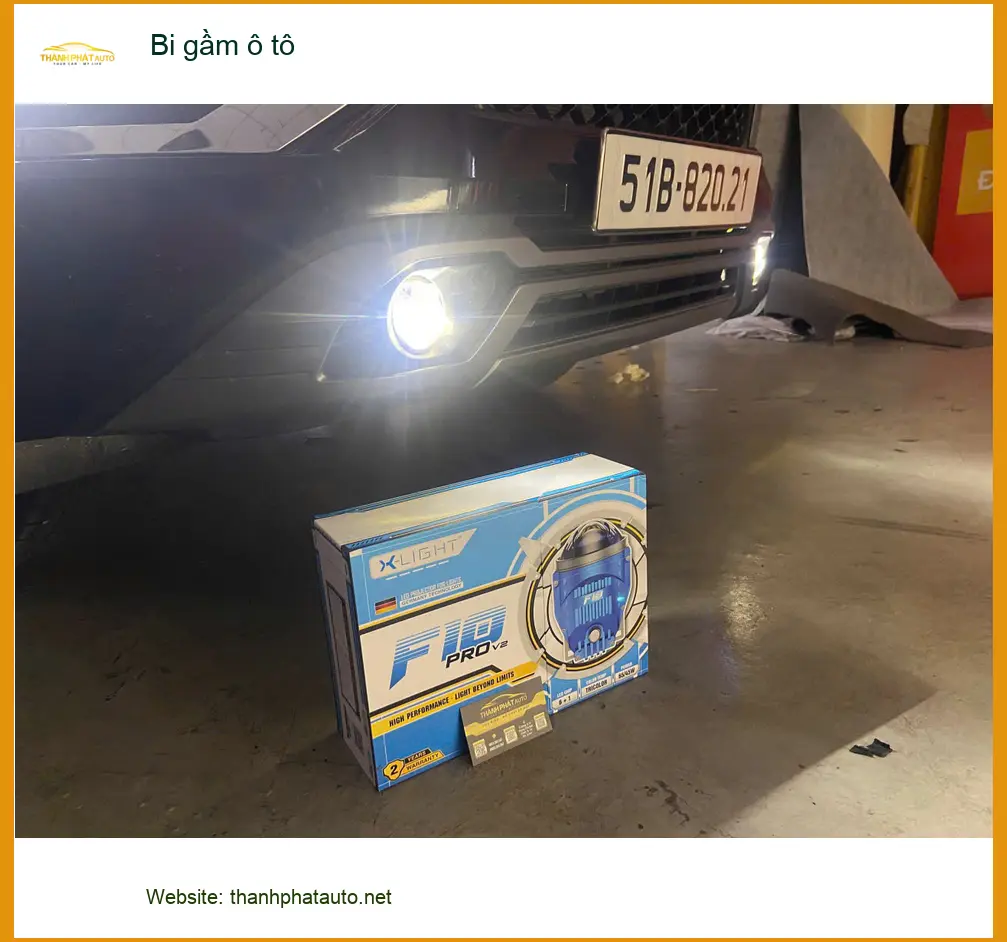 Chị Thanh độ bi gầm ô tô cho Kia Carnival ở Quận 12 vì đèn zin quá yếu khi đi đêm ảnh thực tế 2
