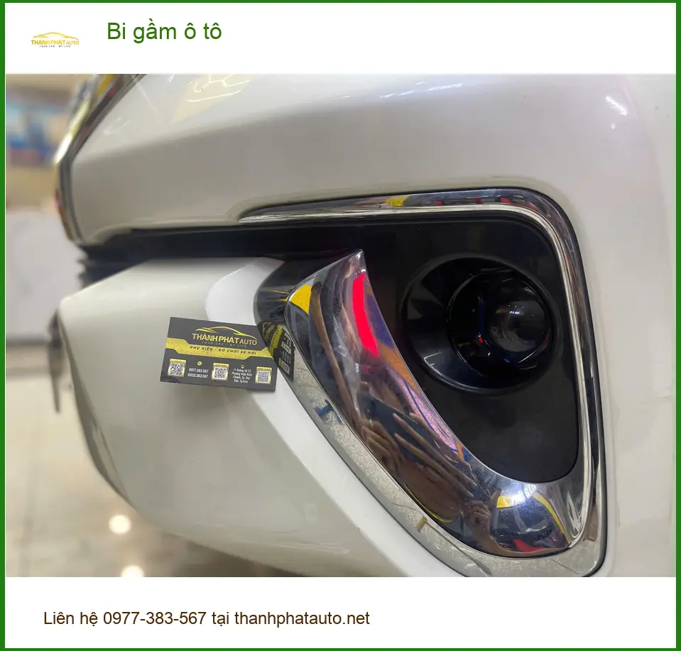Chị Thảo độ bi gầm ô tô cho Hyundai SantaFe tại Quận 7 vì đèn zin quá yếu khi đi đêm ảnh thực tế 3